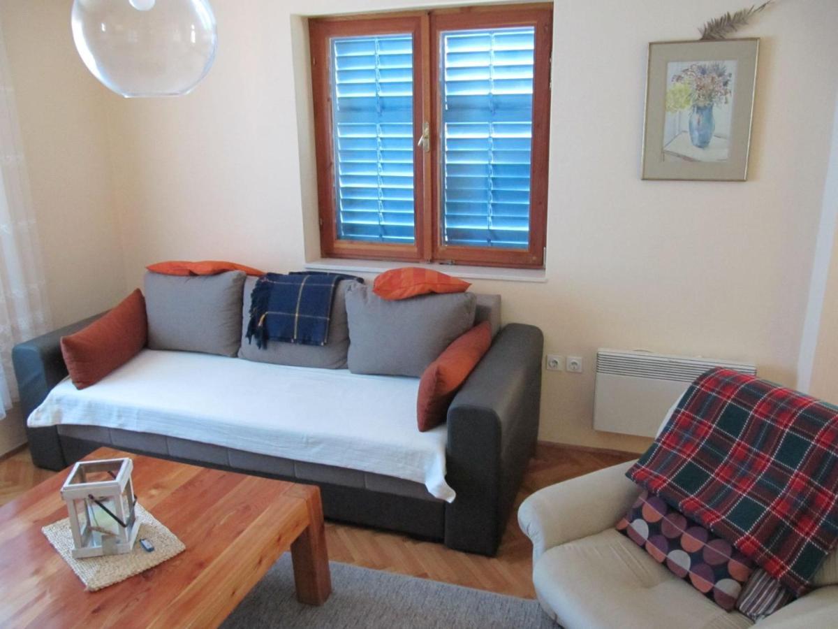 Apartman Morovic Sveti Filip i Jakov Luaran gambar