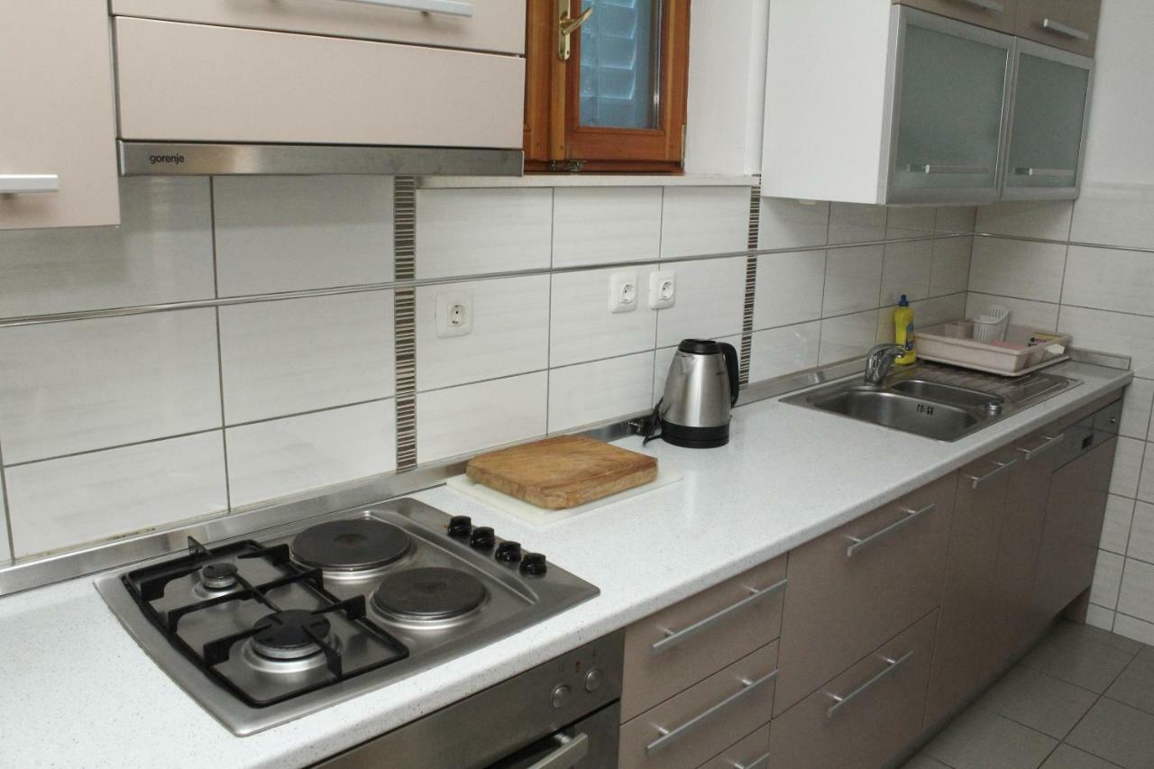 Apartman Morovic Sveti Filip i Jakov Luaran gambar